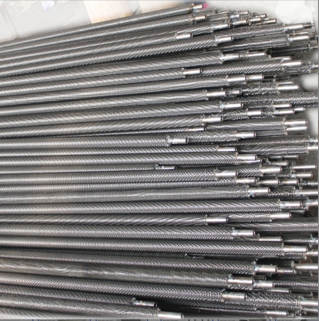 Najnowsze blogi firmy What are the common types of finned tubes? How do I choose the right model?